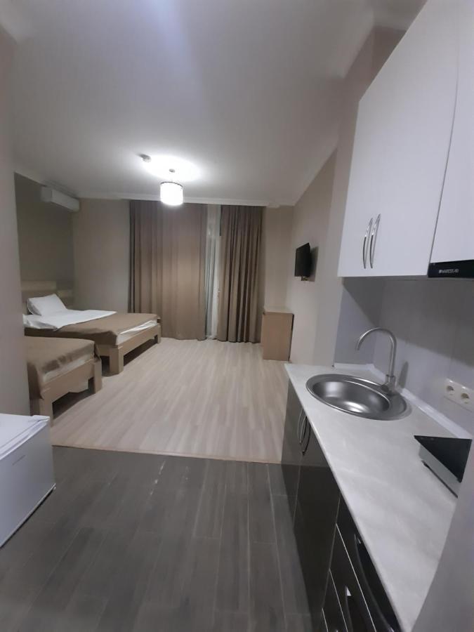 Hotel Wave Батуми Экстерьер фото
