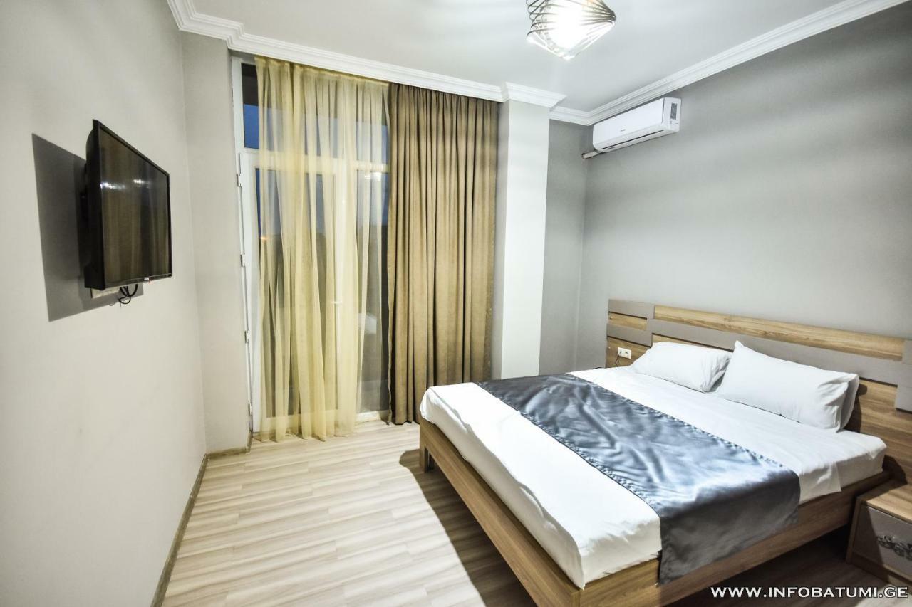 Hotel Wave Батуми Экстерьер фото
