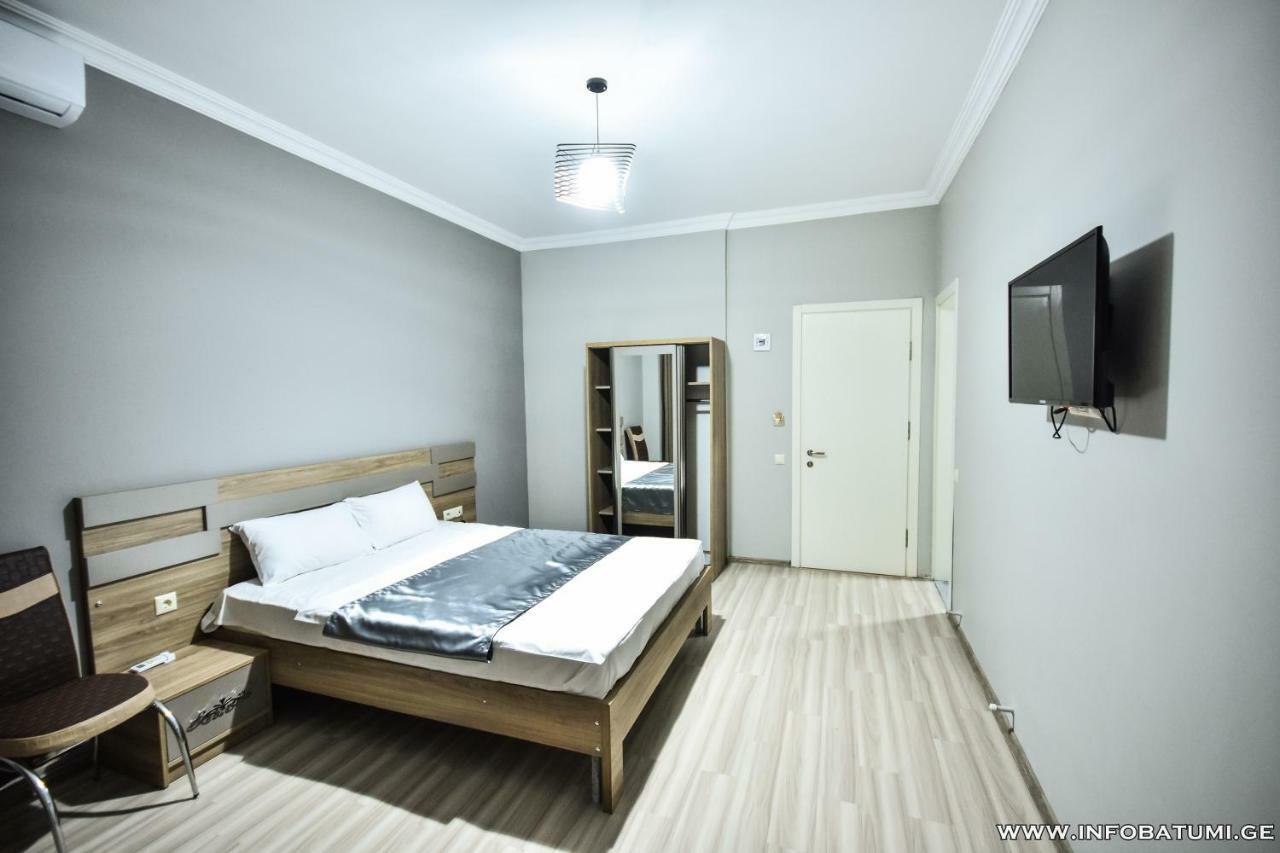 Hotel Wave Батуми Экстерьер фото