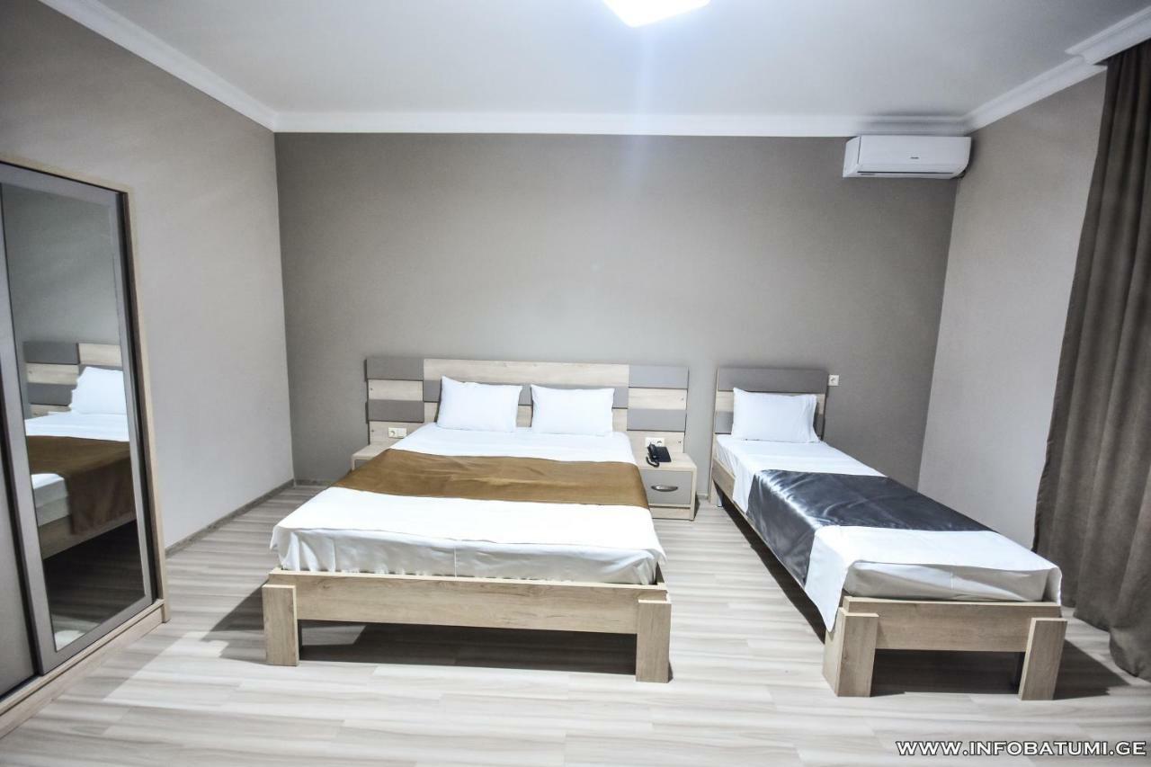 Hotel Wave Батуми Экстерьер фото