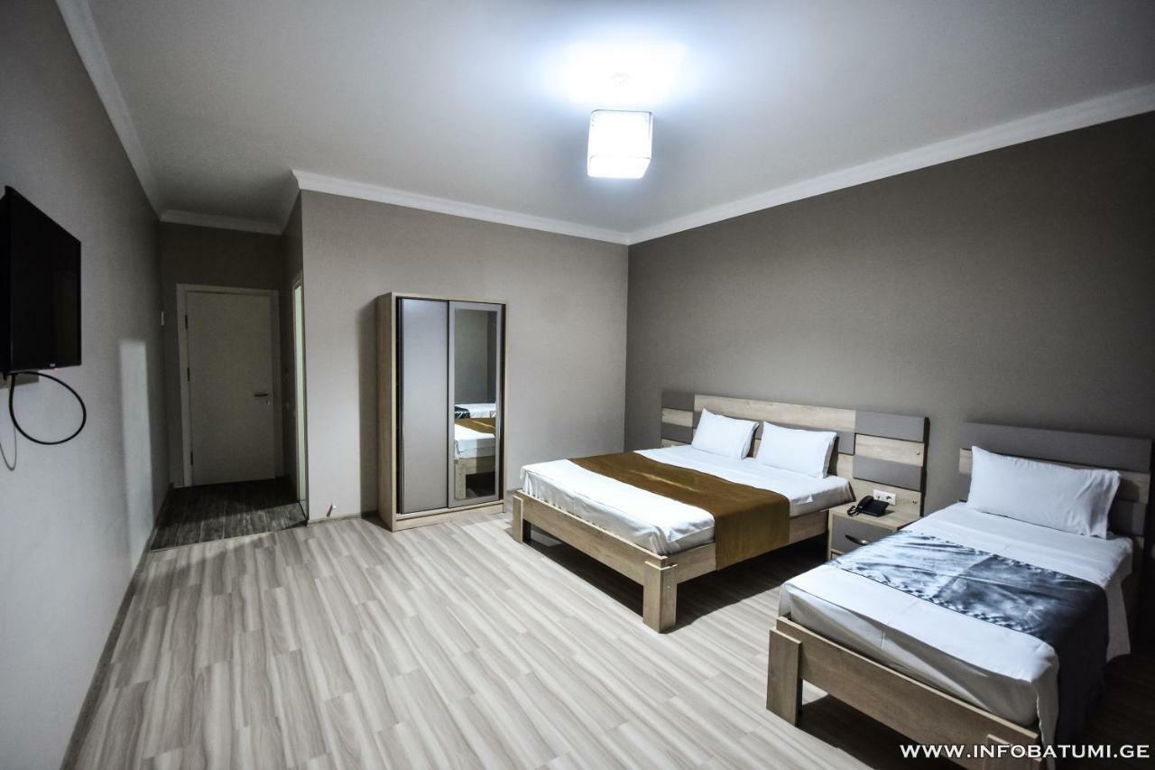 Hotel Wave Батуми Экстерьер фото